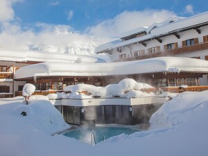 Angebot 22 Sonnenskitage im Gut Wenghof Family Resort